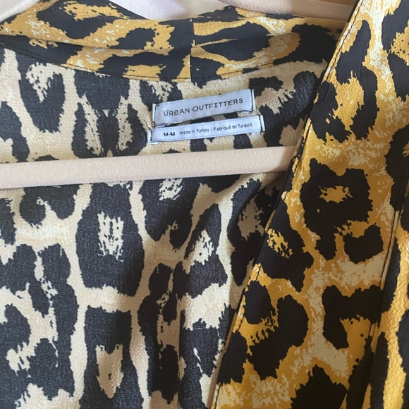 Urban outfitters leopard print romper - Picture 2 of 2